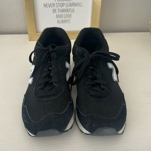 New Balance 515 Women’s Size 7.5